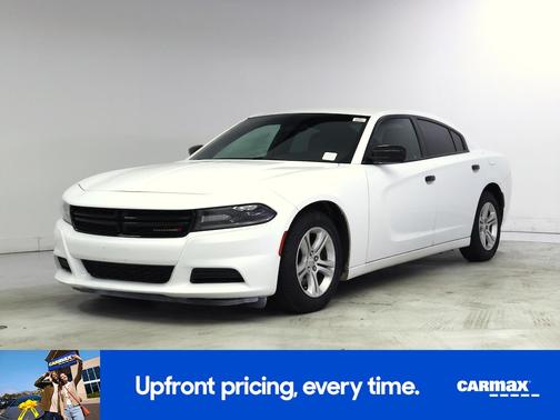 White 2019 Dodge Charger SXT