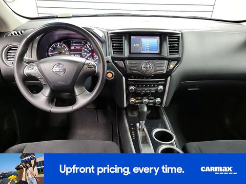 2014 Nissan Pathfinder SV