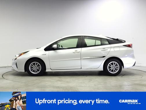 White 2017 Toyota Prius Two Eco