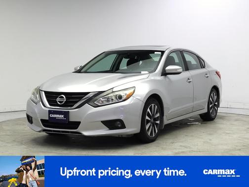 Silver 2017 Nissan Altima SV