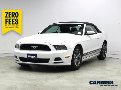 White 2014 Ford Mustang