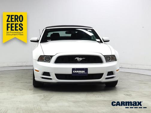 White 2014 Ford Mustang
