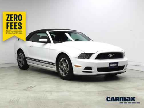 White 2014 Ford Mustang