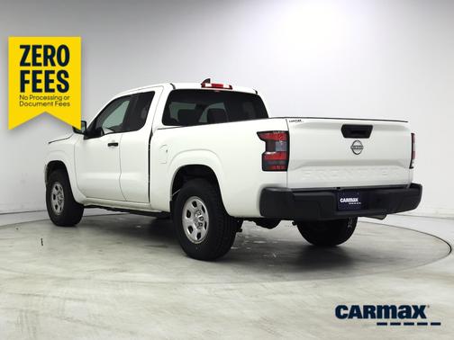White 2024 Nissan Frontier S