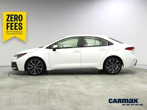 White 2020 Toyota Corolla SE