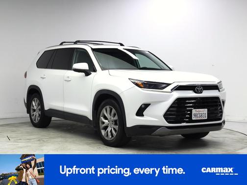 White 2024 Toyota Grand Highlander Limited