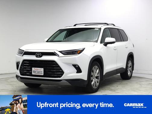White 2024 Toyota Grand Highlander Limited