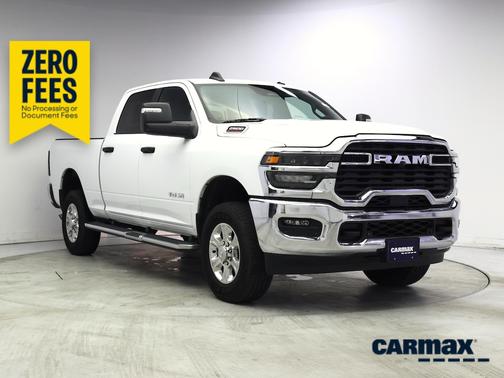 White 2025 RAM 2500 Bighorn