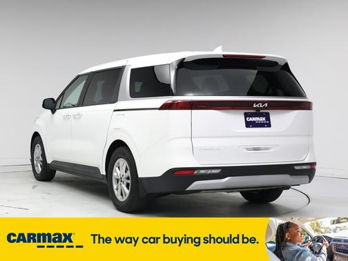 2024 Kia Carnival LX Seat Package