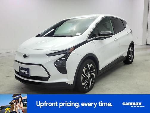 White 2023 Chevrolet Bolt EV 2LT