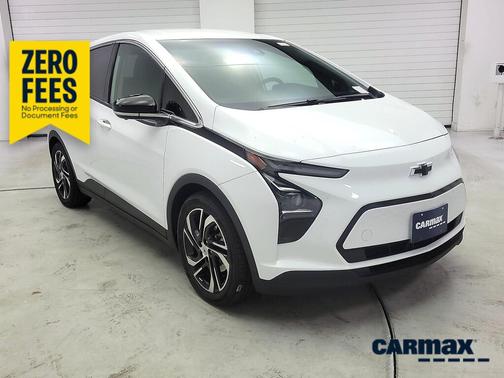 White 2023 Chevrolet Bolt EV 2LT