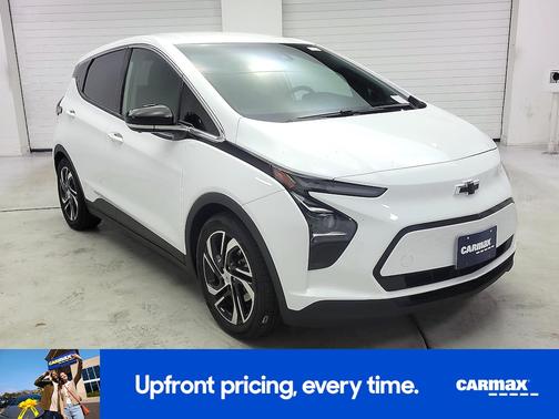 White 2023 Chevrolet Bolt EV 2LT