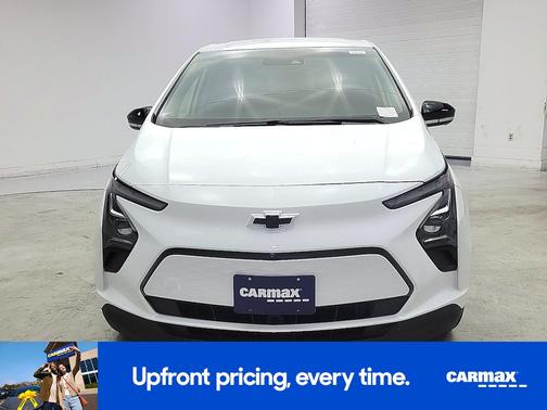 White 2023 Chevrolet Bolt EV 2LT