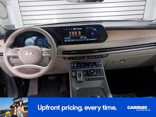 Gray 2023 Hyundai PALISADE Limited