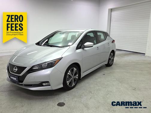 Silver 2022 Nissan Leaf SV