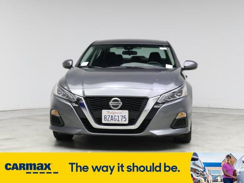 2021 Nissan Altima SV