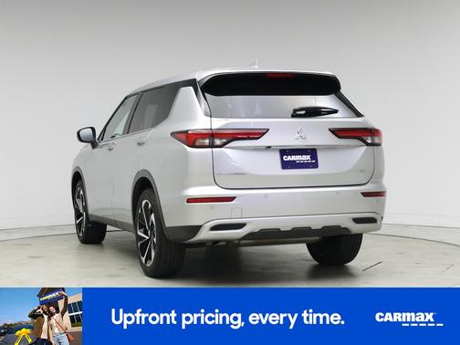 2022 Mitsubishi Outlander SE
