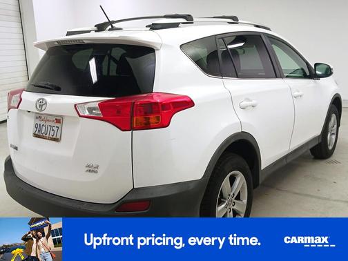 White 2015 Toyota RAV4 XLE
