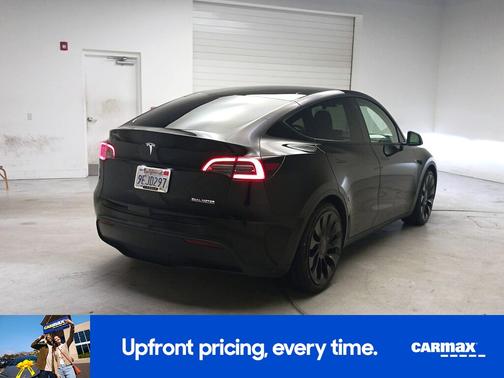 2023 Tesla Model Y Performance