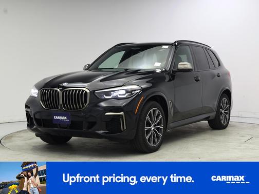 Black 2022 BMW X5 M50i