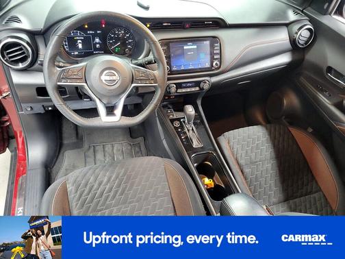 2022 Nissan Kicks SR