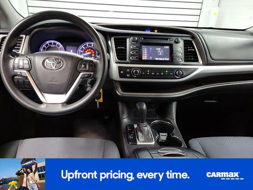 2015 Toyota Highlander LE