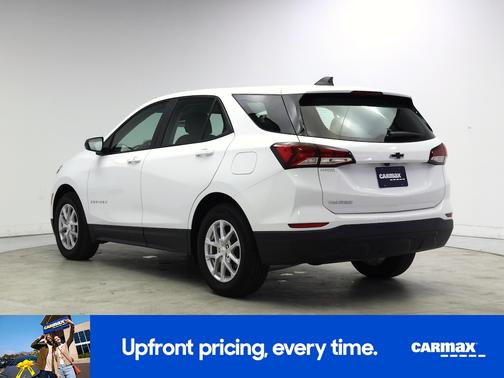 White 2024 Chevrolet Equinox LS