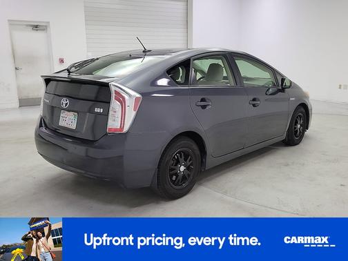 Gray 2014 Toyota Prius Three