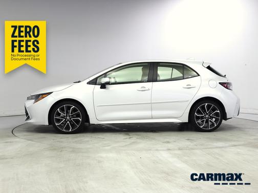 White 2021 Toyota Corolla Hatchback XSE
