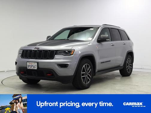 Silver 2020 Jeep Grand Cherokee Trailhawk