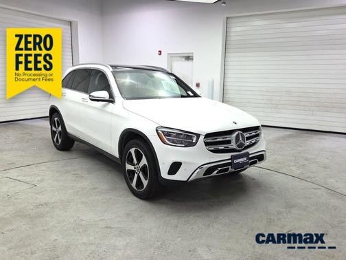 White 2021 Mercedes-Benz GLC 300