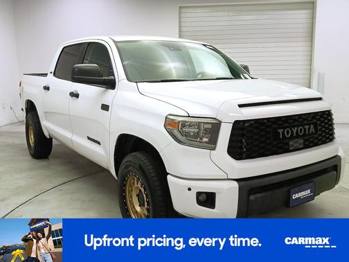 White 2021 Toyota Tundra SR5