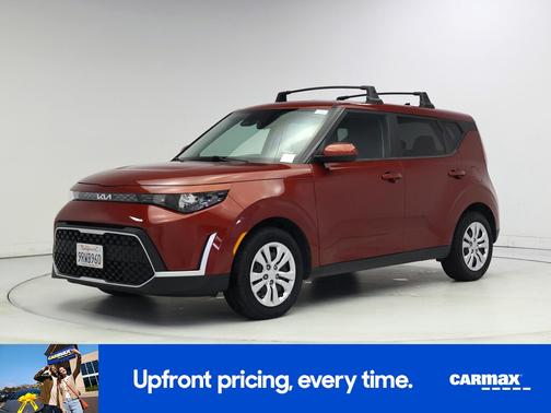 Orange 2023 Kia Soul LX
