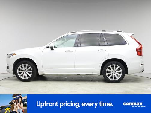 2017 Volvo XC90 T6 Momentum