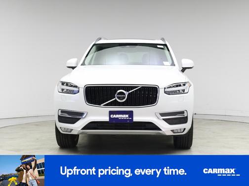 2017 Volvo XC90 T6 Momentum