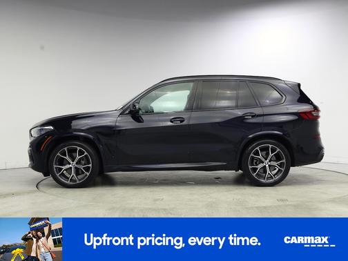 Black 2022 BMW X5 xDrive40i