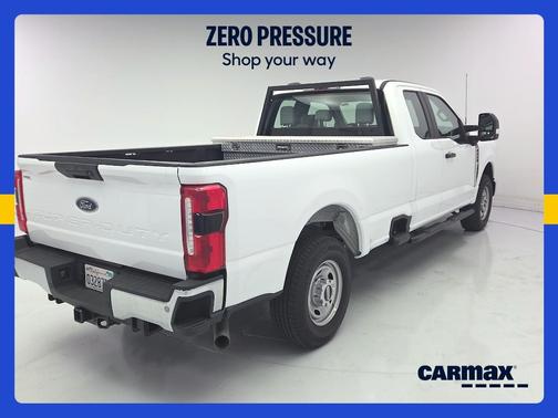 White 2023 Ford F-250 XL