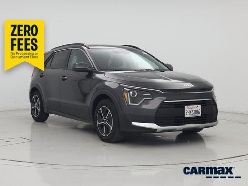 Gray 2023 Kia Niro LX