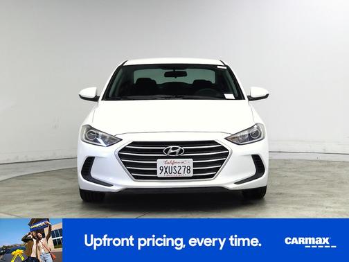 White 2018 Hyundai ELANTRA SEL