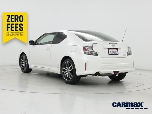 White 2015 Scion tC