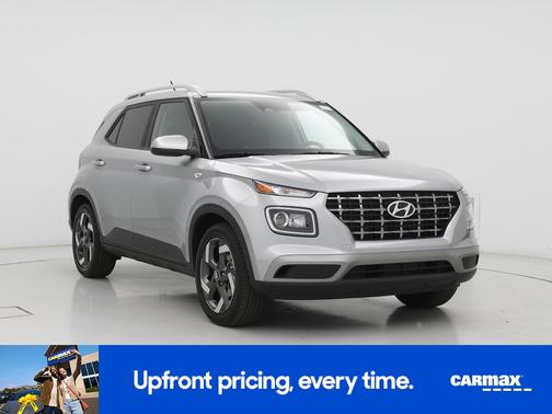 Silver 2025 Hyundai VENUE SEL