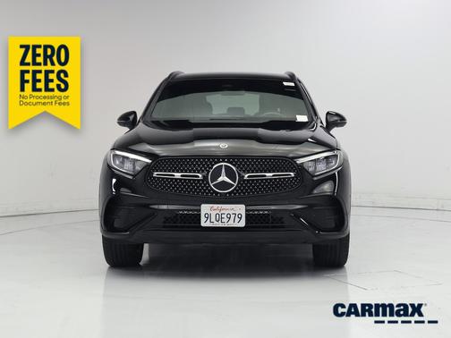 Black 2024 Mercedes-Benz GLC 300