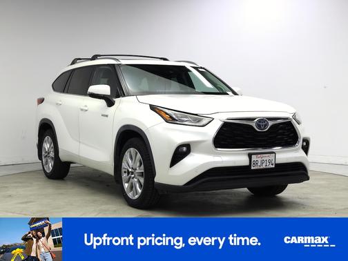 White 2020 Toyota Highlander Hybrid Limited