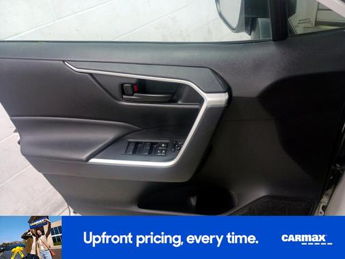 White 2019 Toyota RAV4 LE