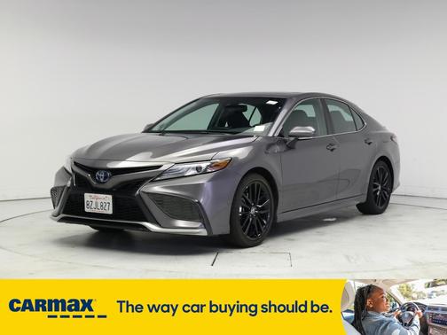 2022 Toyota Camry Hybrid XSE