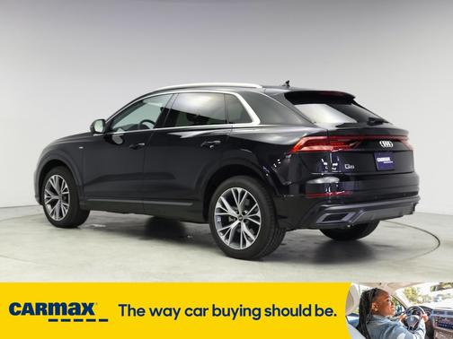 2023 Audi Q8 Premium Plus