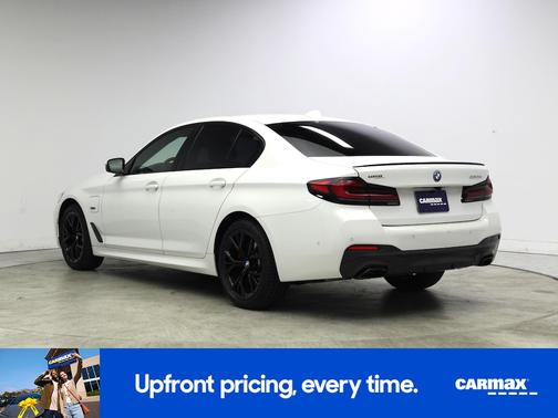 White 2023 BMW 530e