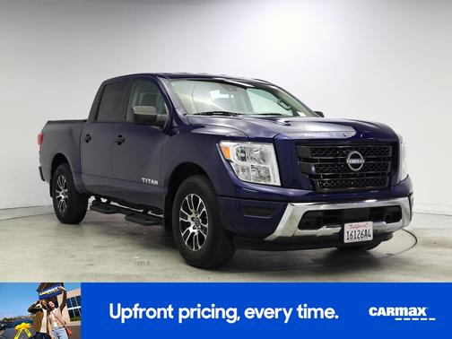 2024 Nissan Titan SV