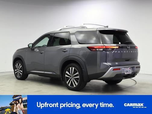 2022 Nissan Pathfinder Platinum