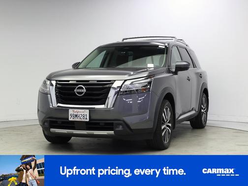 2022 Nissan Pathfinder Platinum